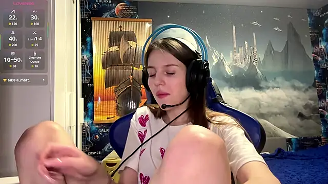 Snapshot of Elira_Breeze chatting on February 2026 05:03:02 PM Elira Breeze online show from February 2026 05:03:02 PM