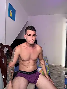 BooyHott  online show from February 2026 06:55:02 PM