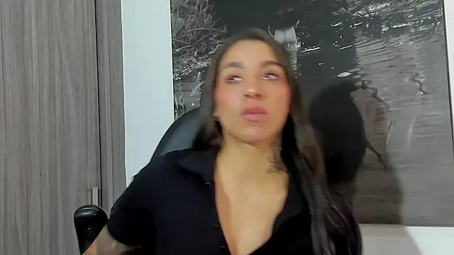 KAYLA BATISTA  online show from February 2026 11:45:01 PM