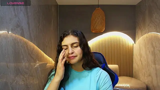 dany r  online show from October 2025 12:58:01 PM