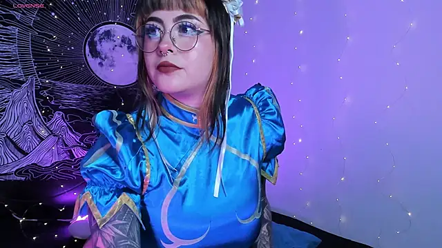 Hallucigenia  online show from October 2025 08:41:02 PM