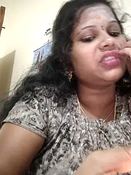 Snapshot of sweetqueen143 chatting on September 2025 03:28:01 PM sweetqueen143 online show from September 2025 03:28:01 PM