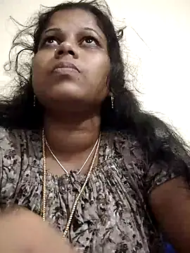 Snapshot of sweetqueen143 chatting on October 2025 05:30:01 PM sweetqueen143 online show from October 2025 05:30:01 PM