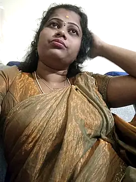 Snapshot of sweetqueen143 chatting on October 2025 04:29:01 PM sweetqueen143 online show from October 2025 04:29:01 PM