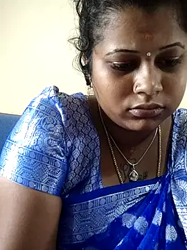 Snapshot of sweetqueen143 chatting on October 2025 05:07:02 AM sweetqueen143 online show from October 2025 05:07:02 AM