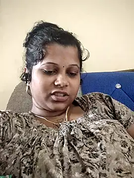 Snapshot of sweetqueen143 chatting on October 2025 05:19:02 AM sweetqueen143 online show from October 2025 05:19:02 AM