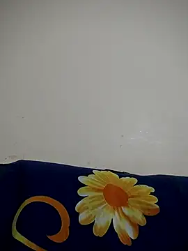 Snapshot of sweetqueen143 chatting on October 2025 04:20:01 AM sweetqueen143 online show from October 2025 04:20:01 AM