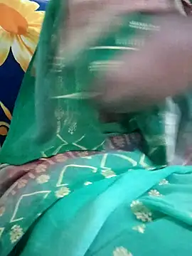 Snapshot of sweetqueen143 chatting on October 2025 04:25:02 PM sweetqueen143 online show from October 2025 04:25:02 PM