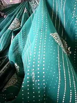 Snapshot of sweetqueen143 chatting on October 2025 04:31:02 AM sweetqueen143 online show from October 2025 04:31:02 AM