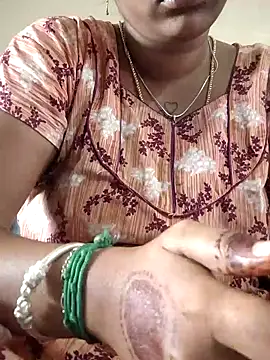 Snapshot of sweetqueen143 chatting on November 2025 03:27:01 AM sweetqueen143 online show from November 2025 03:27:01 AM