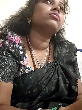 Snapshot of sweetqueen143 chatting on November 2025 04:17:01 PM sweetqueen143 online show from November 2025 04:17:01 PM