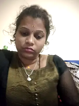 Snapshot of sweetqueen143 chatting on November 2025 05:31:01 PM sweetqueen143 online show from November 2025 05:31:01 PM