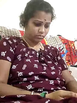 Snapshot of sweetqueen143 chatting on November 2025 04:18:02 PM sweetqueen143 online show from November 2025 04:18:02 PM