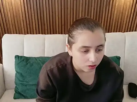 Snapshot of dirty_feelena chatting on December 2025 05:40:02 PM dirty feelena online show from December 2025 05:40:02 PM