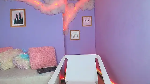 cat nasty online show from October 2025 08:41:01 PM