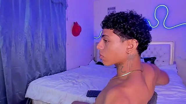 Glader31 online show from October 2025 10:30:02 PM