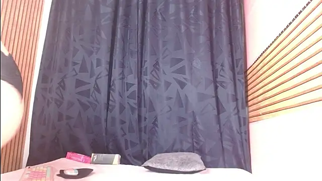 Melii idalgo online show from November 2025 03:09:02 AM