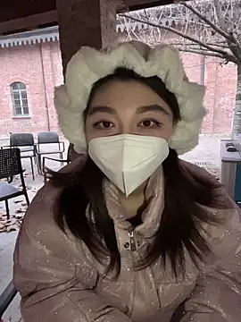 Snapshot of fioralba chatting on January 2026 03:49:02 PM fioralba online show from January 2026 03:49:02 PM