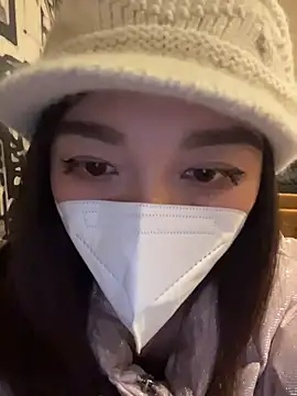 Snapshot of fioralba chatting on February 2026 05:40:02 PM fioralba online show from February 2026 05:40:02 PM