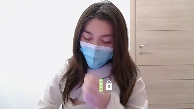 Snapshot of fioralba chatting on March 2026 09:17:01 PM fioralba online show from March 2026 09:17:01 PM