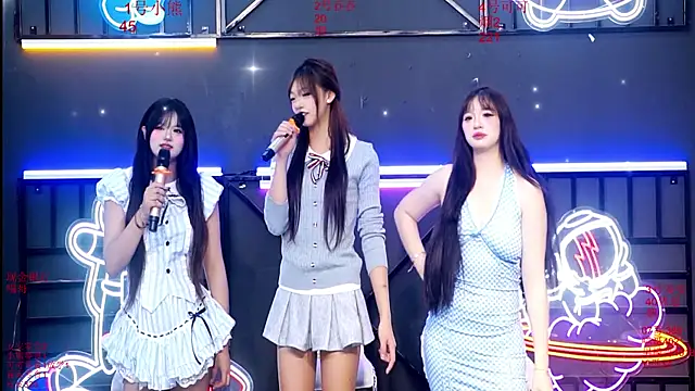 Shinygirls 777 online show from October 2025 12:39:02 AM