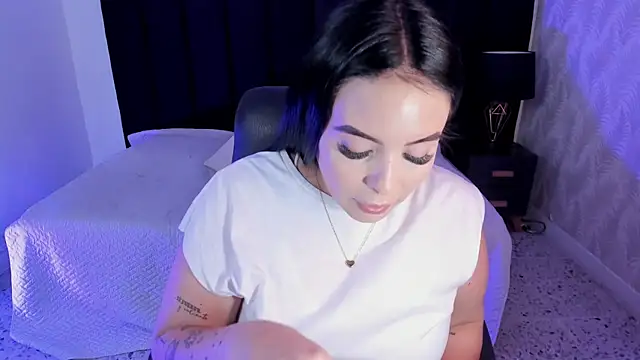 camiladuke7 online show from October 2025 07:44:01 PM