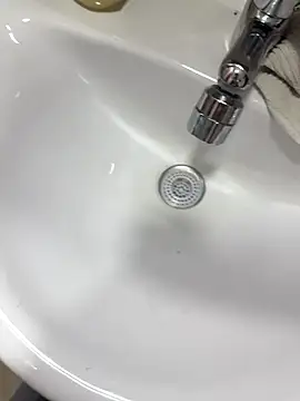 tusmuertos420 online show from October 2025 07:29:02 PM