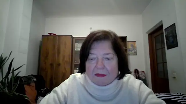 Violet Pulse online show from October 2025 02:51:02 PM