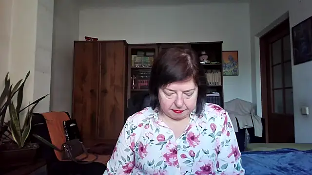 Snapshot of Violet_Pulse chatting on February 2026 11:44:02 AM Violet Pulse online show from February 2026 11:44:02 AM