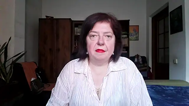 Violet Pulse online show from April 2026 12:16:02 PM