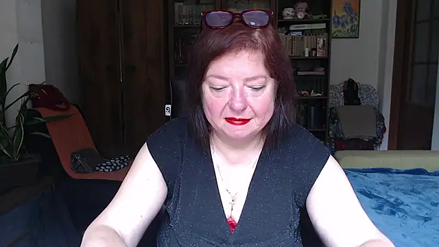 Snapshot of Violet_Pulse chatting on July 2026 07:25:01 AM Violet Pulse online show from July 2026 07:25:01 AM