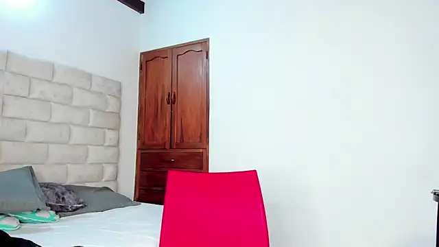 BennBrown online show from November 2025 08:05:01 PM