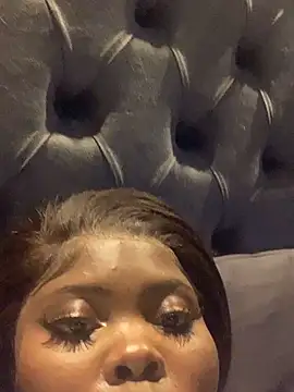 21shazzy online show from October 2025 01:42:02 AM