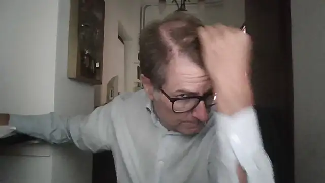 Snapshot of sayeaprayer65 chatting on October 2025 11:07:01 AM sayeaprayer65 online show from October 2025 11:07:01 AM