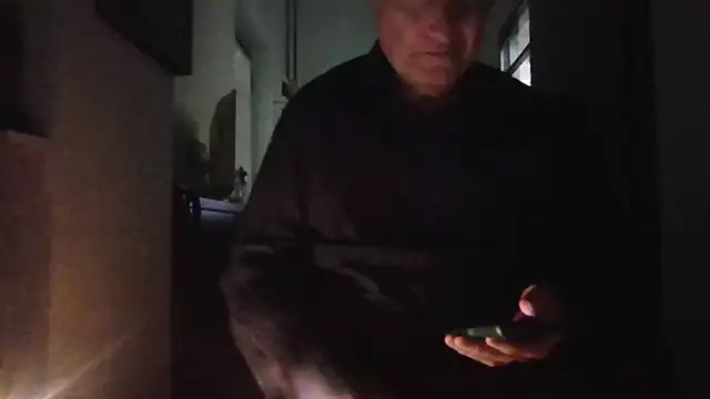 Snapshot of sayeaprayer65 chatting on October 2025 12:06:02 PM sayeaprayer65 online show from October 2025 12:06:02 PM