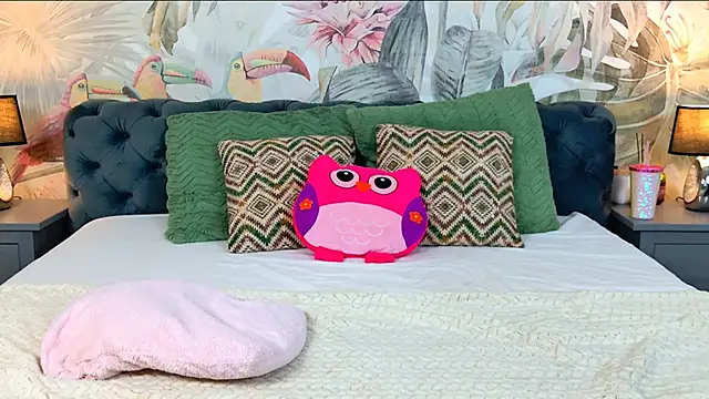 GoldCherry7 online show from March 2026 06:14:02 PM