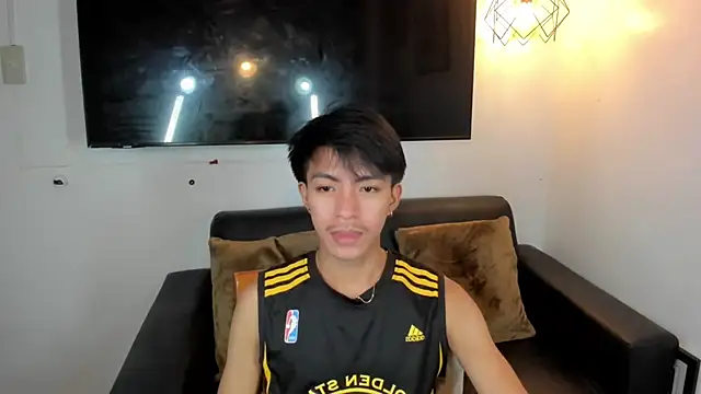 Snapshot of jayxxxlovescock chatting on October 2025 05:04:02 PM jayxxxlovescock online show from October 2025 05:04:02 PM