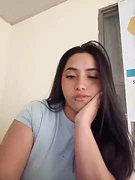 Snapshot of ANDREA-10_ chatting on May 2026 02:03:02 PM ANDREA-10 online show from May 2026 02:03:02 PM