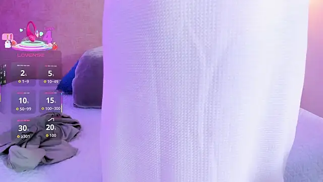 Snapshot of _Malak chatting on February 2026 11:44:02 AM Malak online show from February 2026 11:44:02 AM