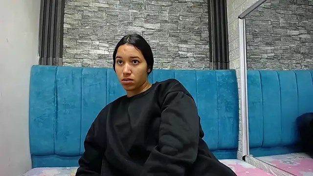 Lil Rose2006 online show from February 2026 12:45:02 PM