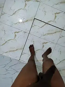 Snapshot of DICKLANKA chatting on February 2026 05:46:02 PM DICKLANKA online show from February 2026 05:46:02 PM