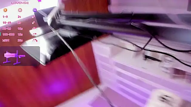 Snapshot of isa_vel chatting on October 2025 07:36:02 PM isa vel online show from October 2025 07:36:02 PM