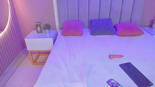 Snapshot of isa_vel chatting on November 2025 07:15:01 PM isa vel online show from November 2025 07:15:01 PM