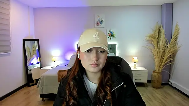 Samara Hilton 2 online show from October 2025 07:20:02 PM