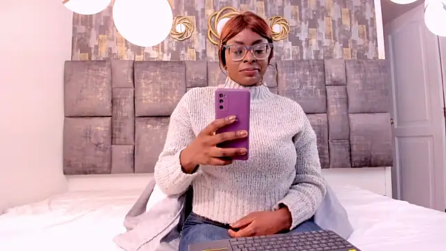 Snapshot of LolaJenkinss chatting on October 2025 04:10:02 AM LolaJenkinss online show from October 2025 04:10:02 AM