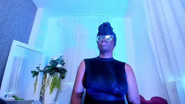 Snapshot of LolaJenkinss chatting on October 2025 01:22:01 PM LolaJenkinss online show from October 2025 01:22:01 PM