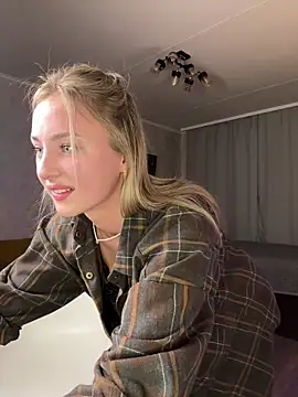 Mally Say online show from October 2025 07:01:02 PM