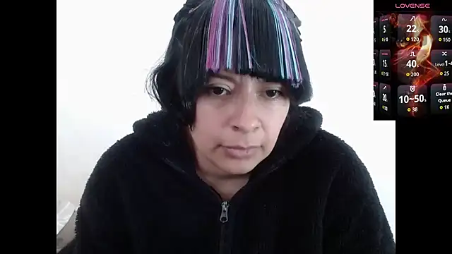 Acelinrose online show from November 2025 02:28:01 PM