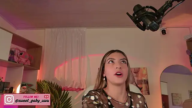 gaby uwu  online show from November 2025 10:53:02 PM