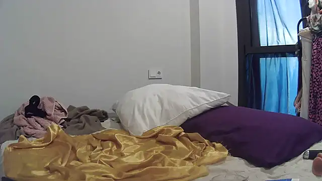 Catylandi1 online show from September 2025 05:51:02 PM